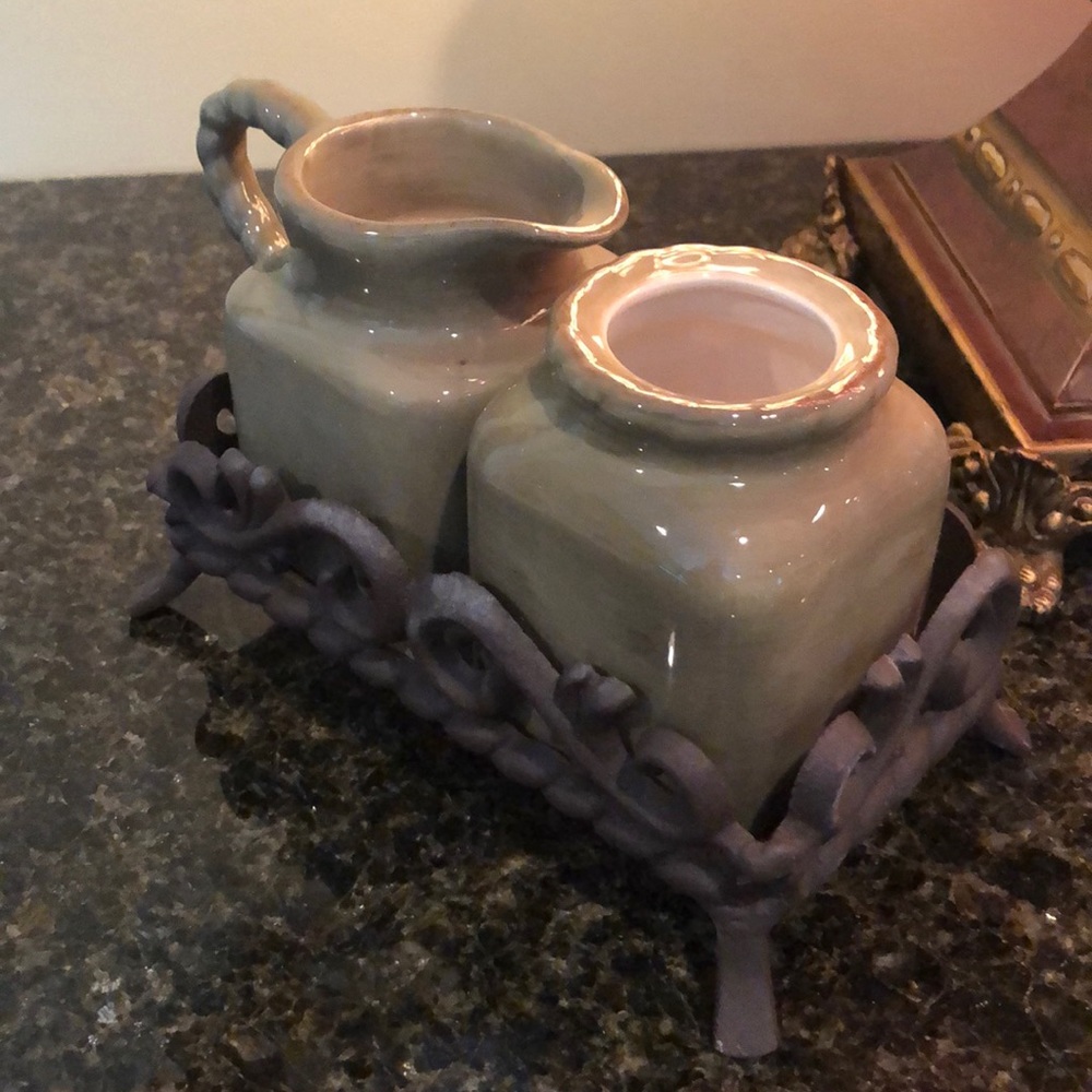 Creamer Set - Picture 2 of 5